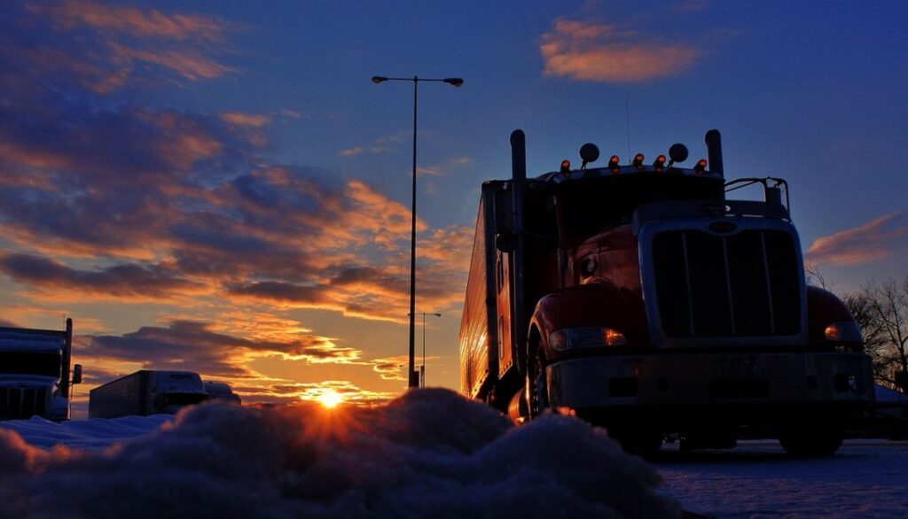 Camión al amanecer